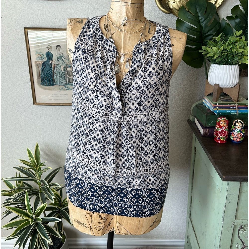 Artisan NY Blue Cream Floral Geo Print Bohemian V Neck Sleeveless Blouse Sz S
